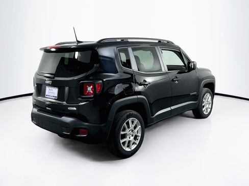 Used 2022 Jeep Renegade Latitude image 5