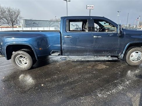 Used 2021 Chevrolet Silverado 3500 High Country w/ Technology Package image 2