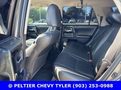 Used 2019 Toyota 4Runner TRD Off-Road AWD/4WD image 16