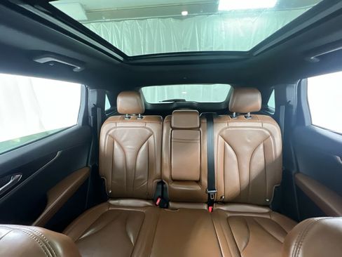 Used 2021 Lincoln Nautilus Reserve w/ Equipment Group 201A image 36