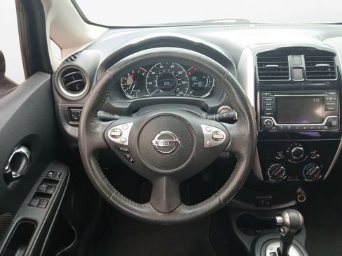 Used 2018 Nissan Versa Note SR image 20