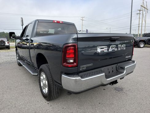 Used 2026 RAM 2500 Big Horn AWD/4WD image 6