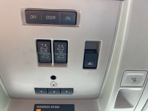 Used 2014 Chevrolet Silverado 1500 LTZ Z71 image 37