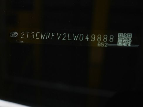 Used 2020 Toyota RAV4 XSE AWD/4WD image 32