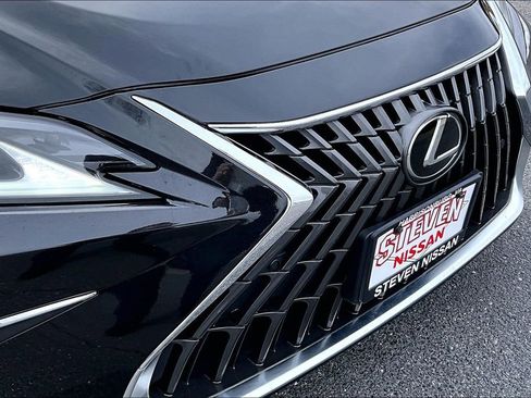 Used 2023 Lexus ES 350 w/ Premium Package image 32