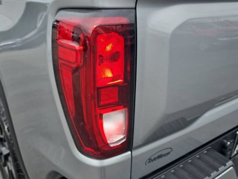 Used 2025 GMC Sierra 1500 Elevation AWD/4WD image 35