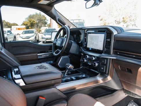 Used 2025 Ford F150 King Ranch w/ FX4 Off-Road Package AWD/4WD image 34