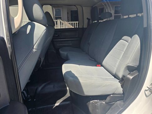 Used 2014 RAM 2500 Tradesman w/ Chrome Appearance Group image 20