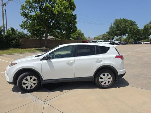 Used 2018 Toyota RAV4 LE w/ All Weather Liner Package AWD/4WD image 2