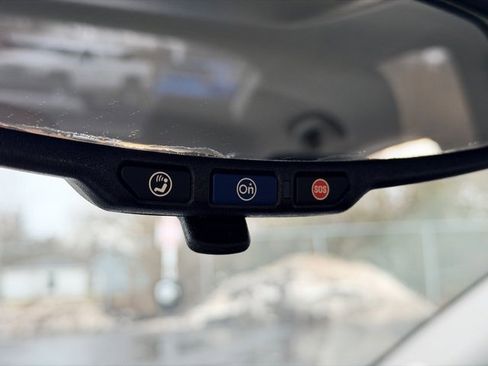 Used 2016 Chevrolet Cruze LT image 13