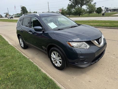 Used 2016 Nissan Rogue SV AWD/4WD image 7