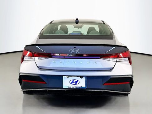 New 2026 Hyundai Elantra Sport image 6