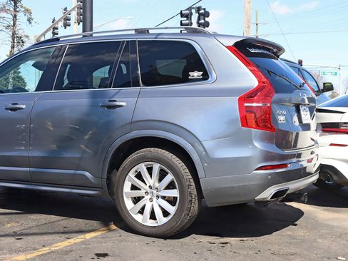 Used 2017 Volvo XC90 T6 Momentum w/ Vision Package image 13