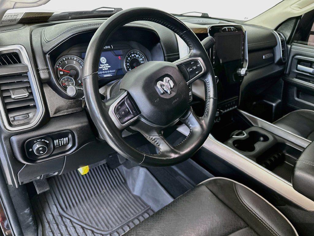 Used 2024 RAM 3500 Laramie AWD/4WD image 30