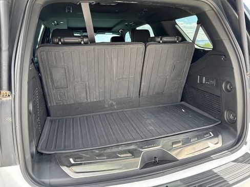 Used 2024 Chevrolet Tahoe High Country w/ LPO, Illumination Package AWD/4WD image 28
