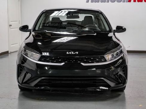 Used 2022 Kia Forte LXS image 5