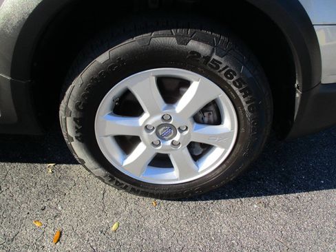 Used 2013 Volvo XC70 3.2 image 32