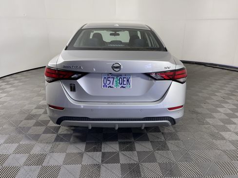 Used 2021 Nissan Sentra SV FWD image 4