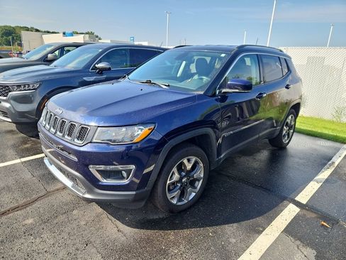 Used 2019 Jeep Compass Limited w/ Trailer Tow Group AWD/4WD image 1