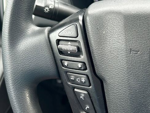 Used 2023 Nissan Frontier SV w/ Technology Package AWD/4WD image 33