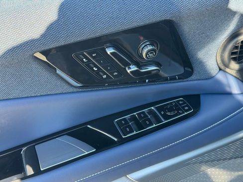 New 2026 Cadillac Optiq Sport 2 image 18