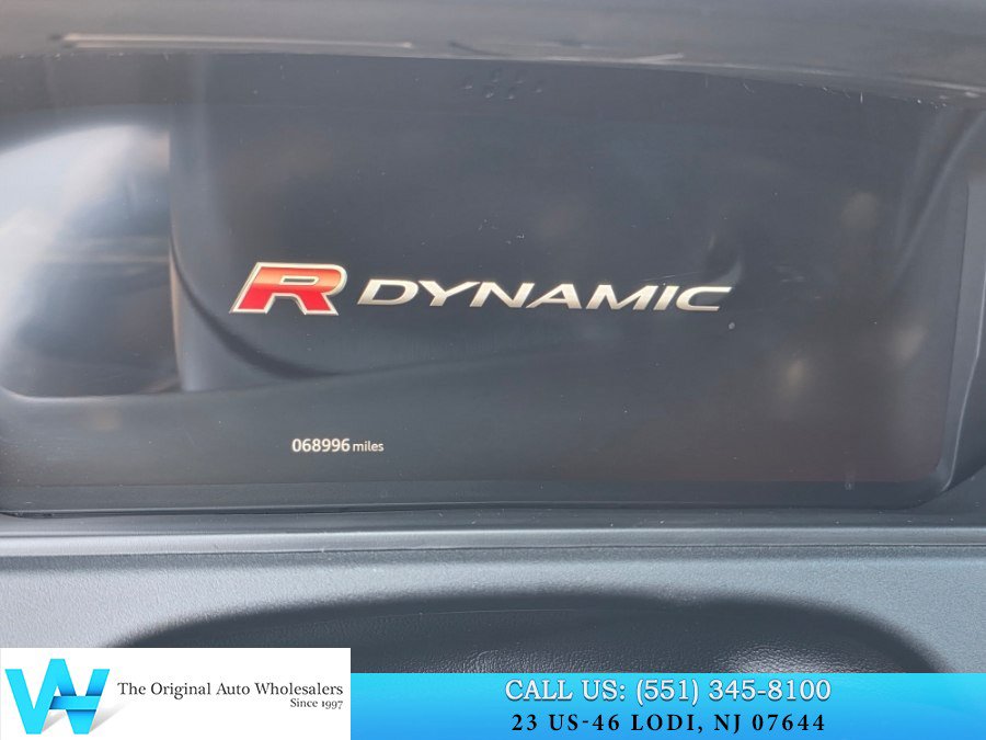 Used 2018 Land Rover Range Rover Velar R-Dynamic SE AWD/4WD image 24