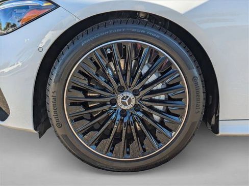 Certified 2026 Mercedes-Benz CLE 300 4MATIC Coupe image 22