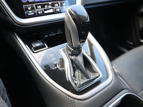 Used 2024 Subaru Outback Limited image 47