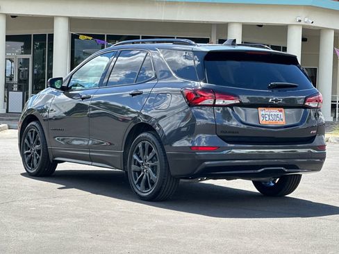 Used 2023 Chevrolet Equinox RS FWD image 5