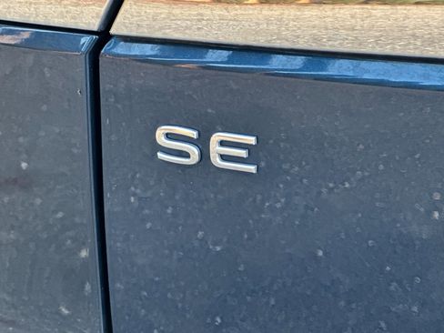 Certified 2022 Volkswagen Atlas SE image 27