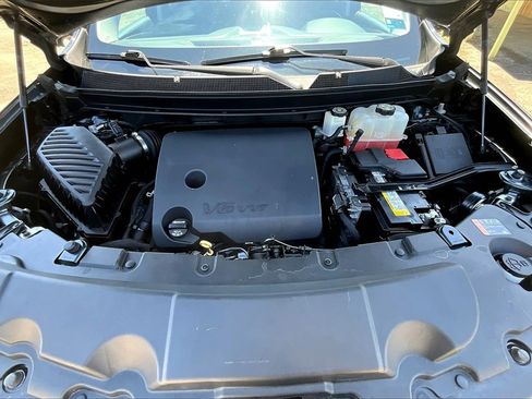 Used 2020 Chevrolet Traverse LT w/ LT Premium Package image 30