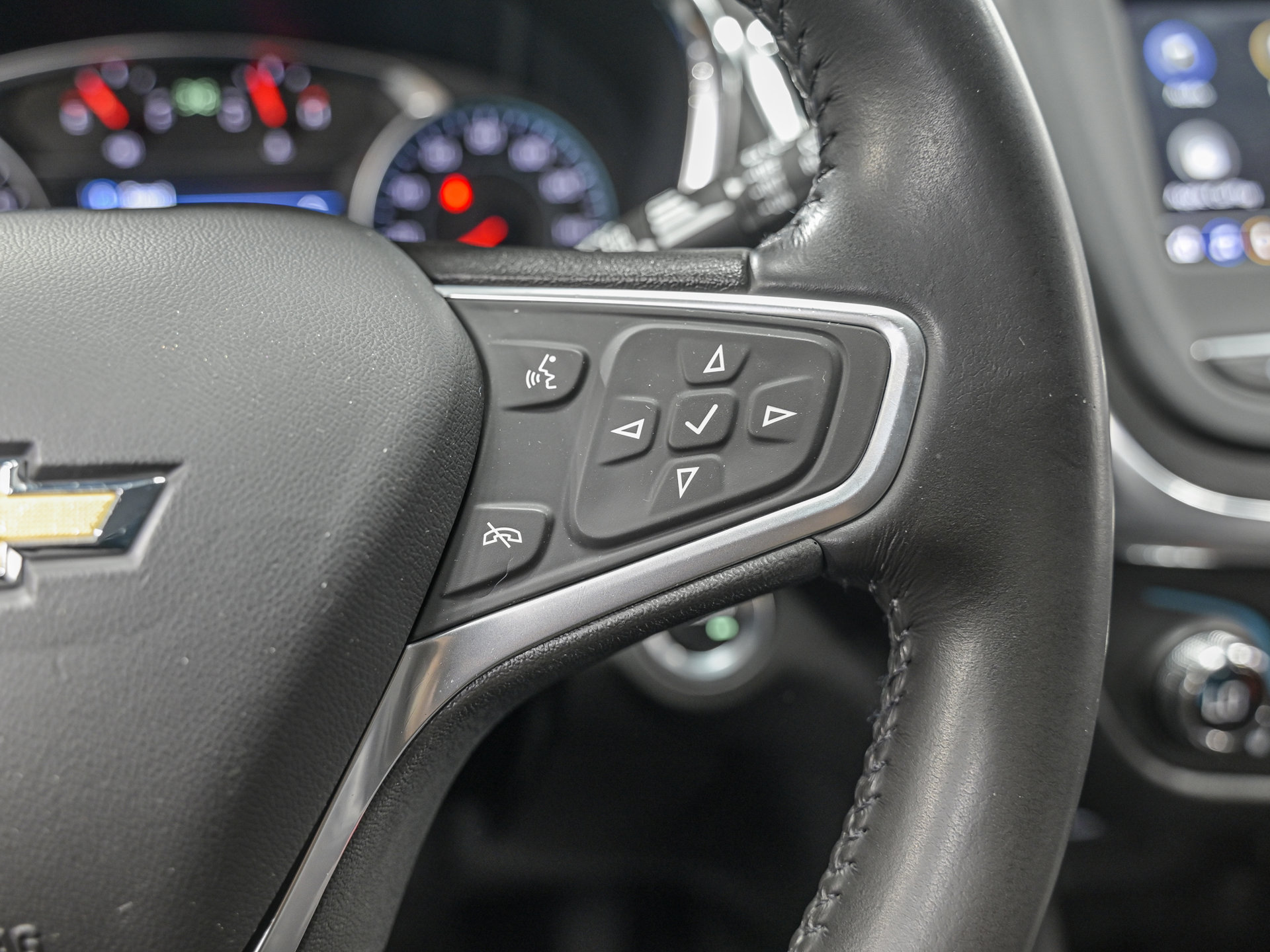 Used 2022 Chevrolet Equinox LT AWD/4WD image 21