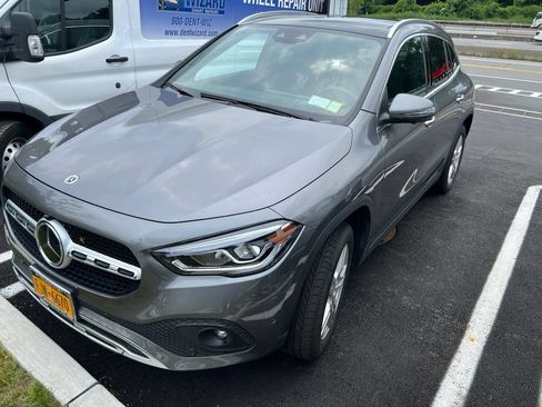 Used 2023 Mercedes-Benz GLA 250 4MATIC image 1