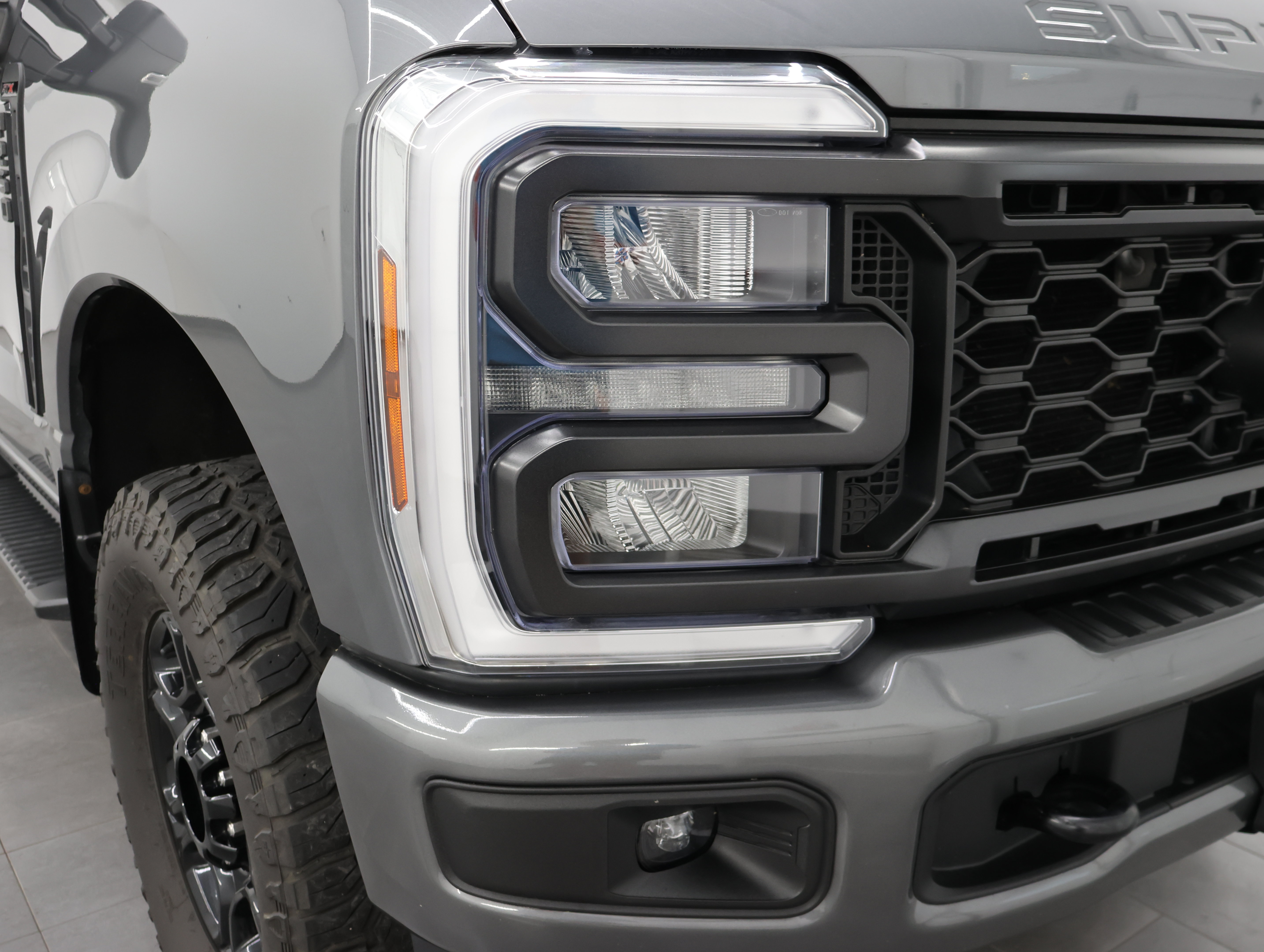 Used 2024 Ford F250 4x4 Crew Cab Super Duty image 25