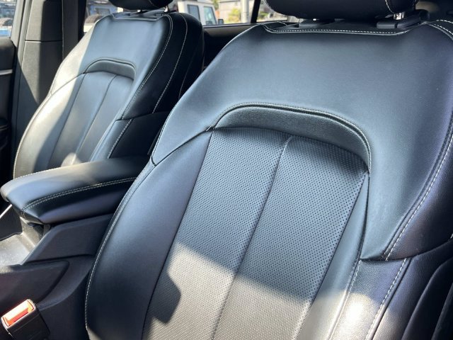 Used 2024 Jeep Grand Cherokee L Limited w/ Luxury Tech Group II AWD/4WD image 32