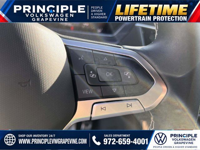 Used 2023 Volkswagen Tiguan SE R-Line FWD image 17