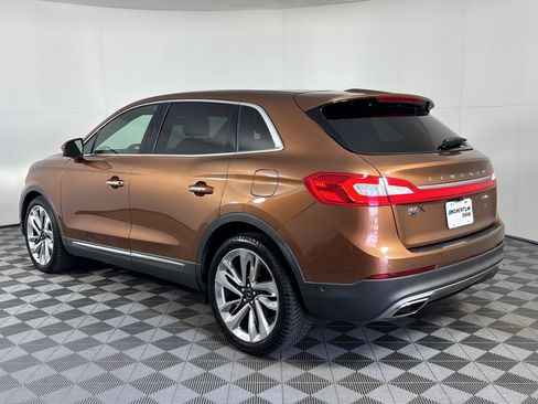 Used 2018 Lincoln MKX Black Label w/ Driver Assistance Package AWD/4WD image 3