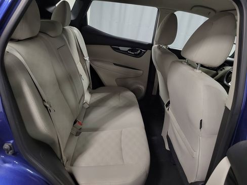 Used 2019 Nissan Rogue Sport SV image 23