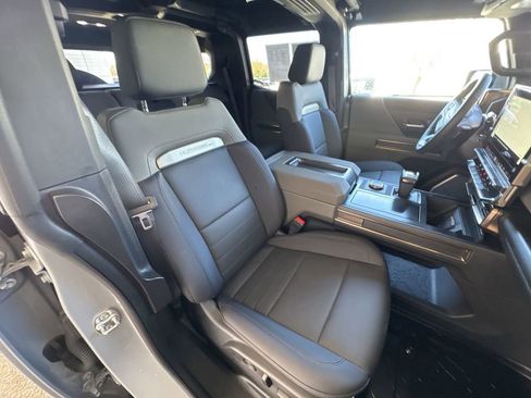 Certified 2025 GMC Hummer EV 2X image 29