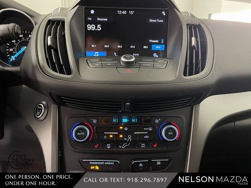 Used 2019 Ford Escape SEL image 30