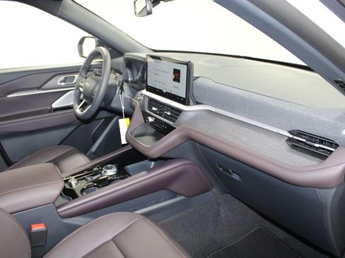 New 2026 Ford Explorer Platinum image 29