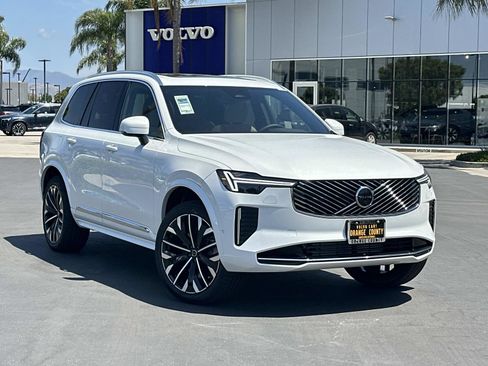 New 2026 Volvo XC90 T8 Plus AWD/4WD image 1