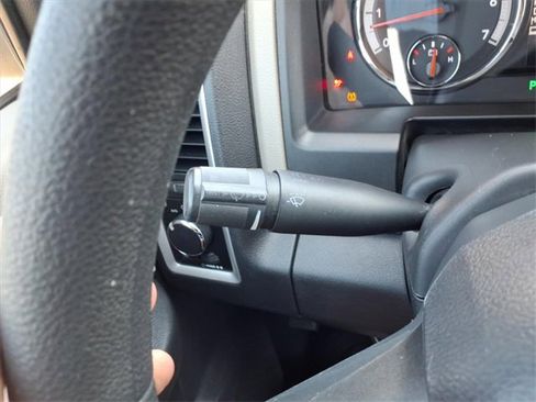 Used 2012 RAM 1500 Classic SLT image 24