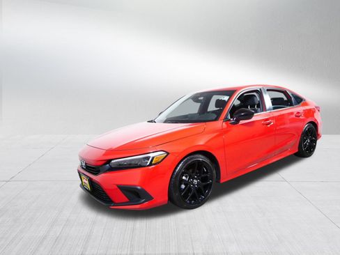 Used 2023 Honda Civic Sport image 3