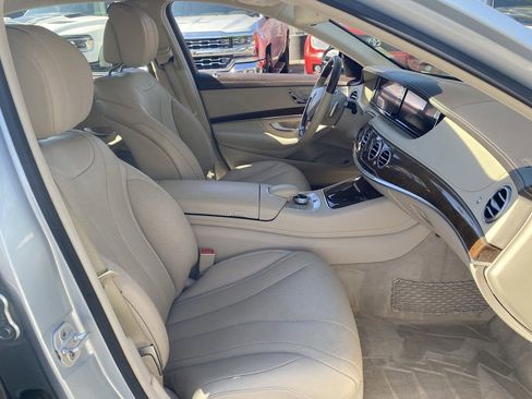 Used 2014 Mercedes-Benz S 550 Sedan image 11