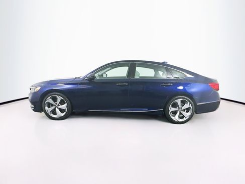 Used 2019 Honda Accord Touring image 4