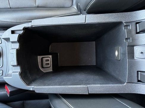 Used 2023 GMC Terrain SLT image 20