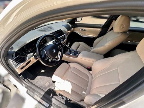 Used 2020 BMW 330i Sedan w/ Convenience Package RWD image 18