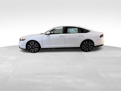 New 2026 Honda Accord Touring image 18