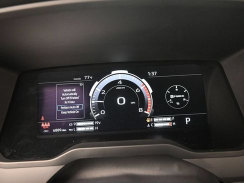 Used 2026 Toyota Tundra Limited AWD/4WD image 19